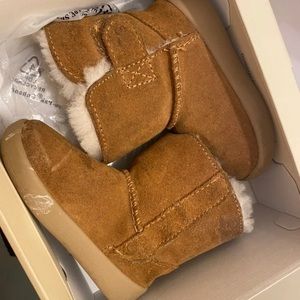 Baby girl uggs